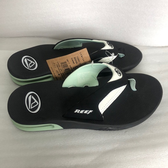 sandals with bottle opener womens